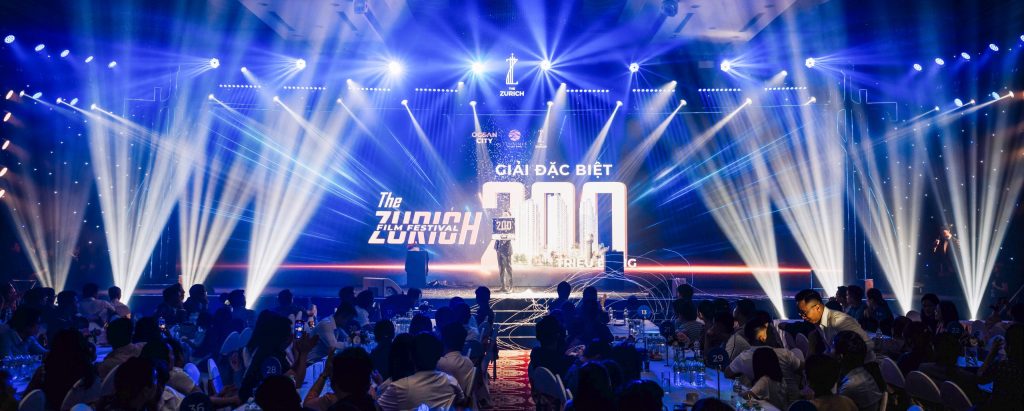 Ảo thuật gia Nhã KT biểu diễn key moment trong sự kiện Bất động sản Zurich Vinhomes