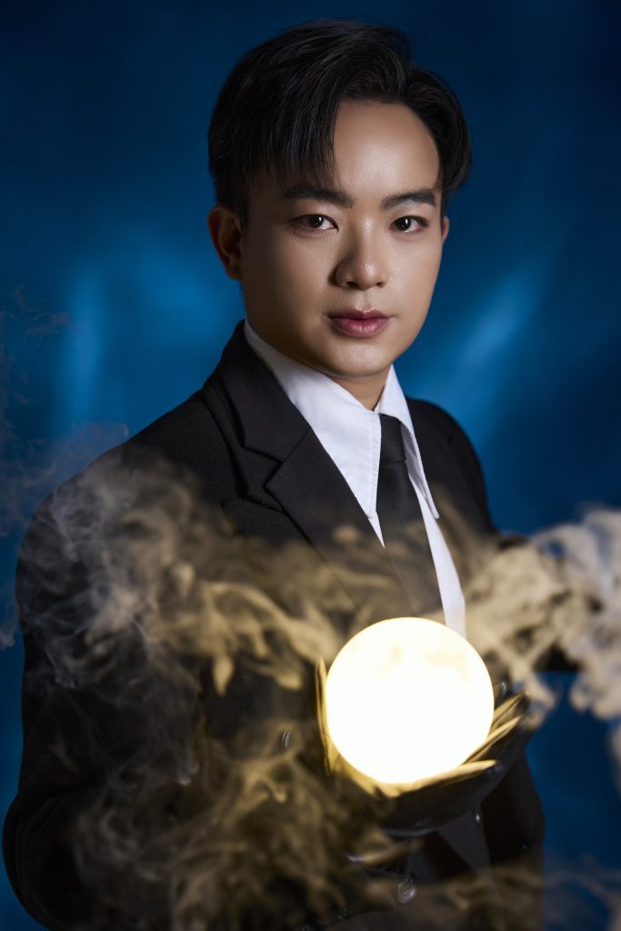Ảo thuật gia Nhã KT