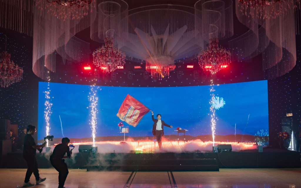 Mở màn ấn tượng cho chương trình cuối năm